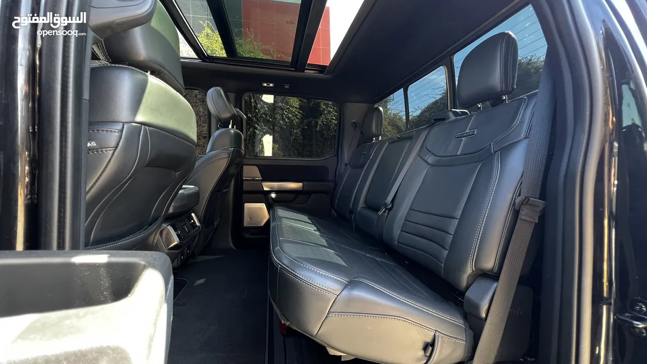 2022 FORD F-150 Platinum Hybrid Black-Edition