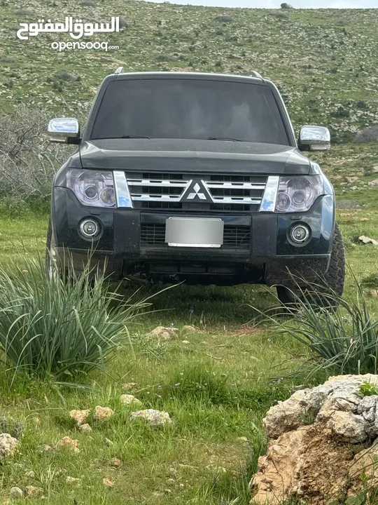 متسوبيشي بجيرو 2008