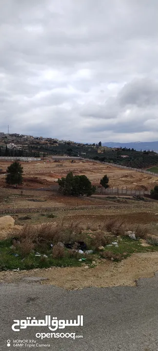 تل الرمان 3500 م مطلة على جرش وغابات مخدومة