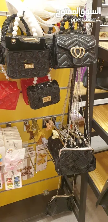 تصفية محل شنط واكسسوارات