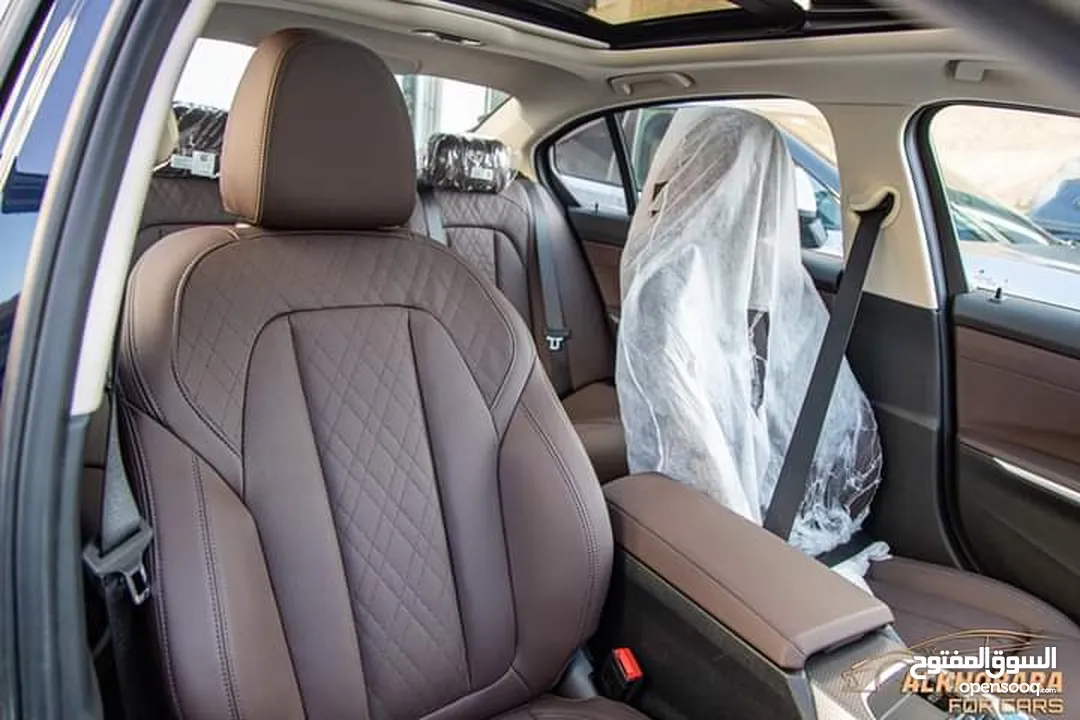 Bmw i3 e-drive 40L Ev M kit 2024 ( night)  كفالة 3 سنوات او 50,000 كم