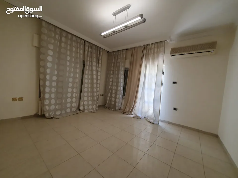 Unfurnished Villa to Rent  ( Property 38986 )-174787716