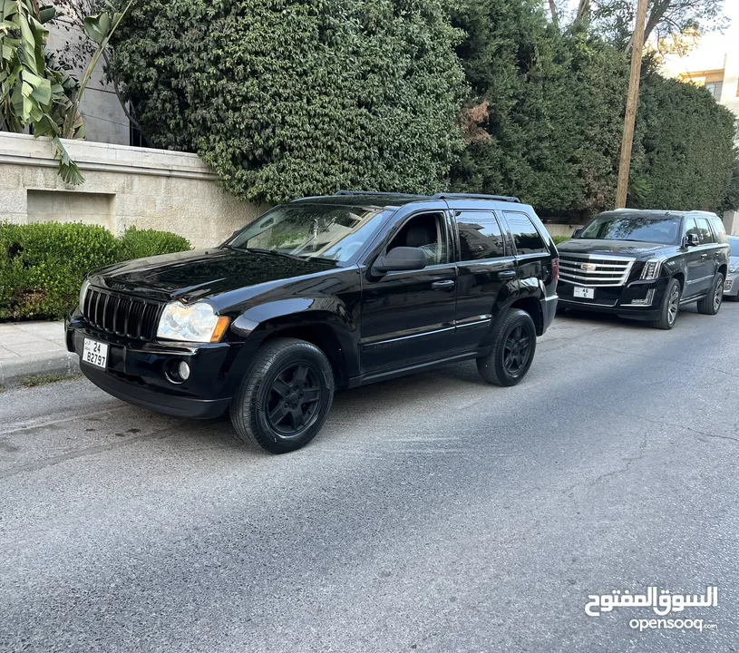 جيب جراند شيروكي موديل 2005  ‎ بحالة ممتازة / فل كامل Black Edition