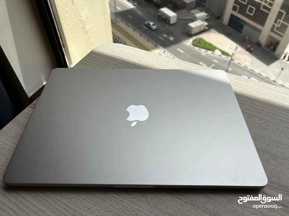 MacBook Air, M2, (8/ 256 GB) , 15”