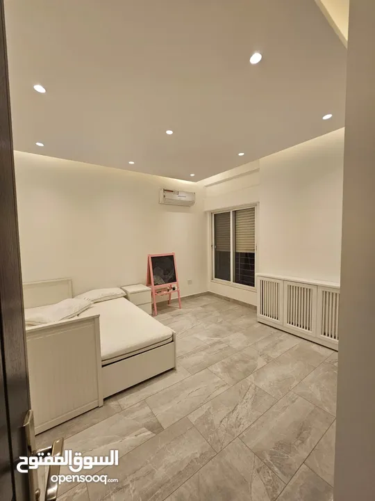 للايجار السنوي فقط شقة مودرن مع تراس modern apartment with terrace