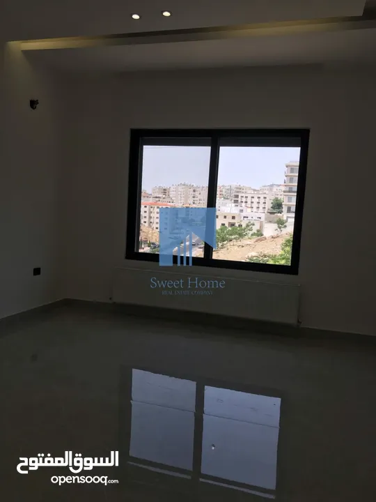 شقة أرضية فاخرة للبيع في الكرسي - خلف إدارة السير 165م مع ترس 30م تشطيب سوبر ديلوكس لم تسكن