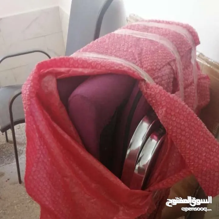 طاوله مطبة ل 6 اشخاص تركيه بحاله الجديده مغلفه