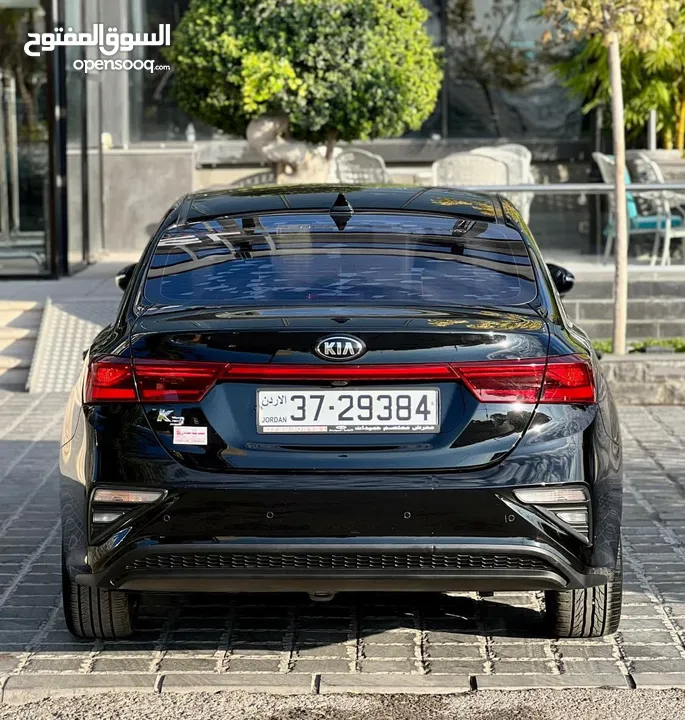 بريموم بحالة الوكالة KIA 3 2019 مميزة