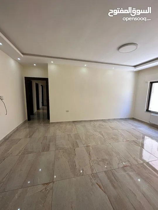 شقة غير مفروشة للايجار في الظهير ( Property 38802 ) سنوي فقط