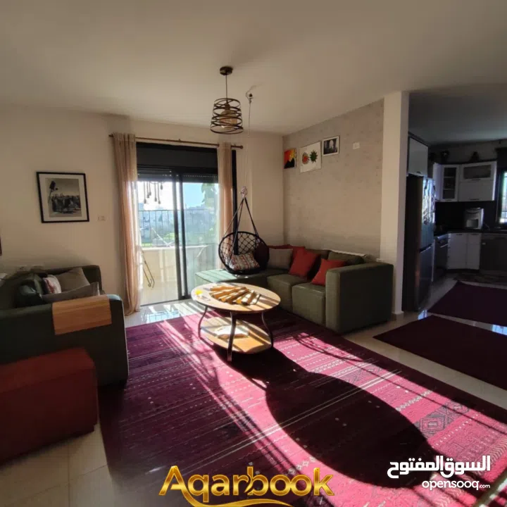 رووف مميز للايجار في سطح مرحبا