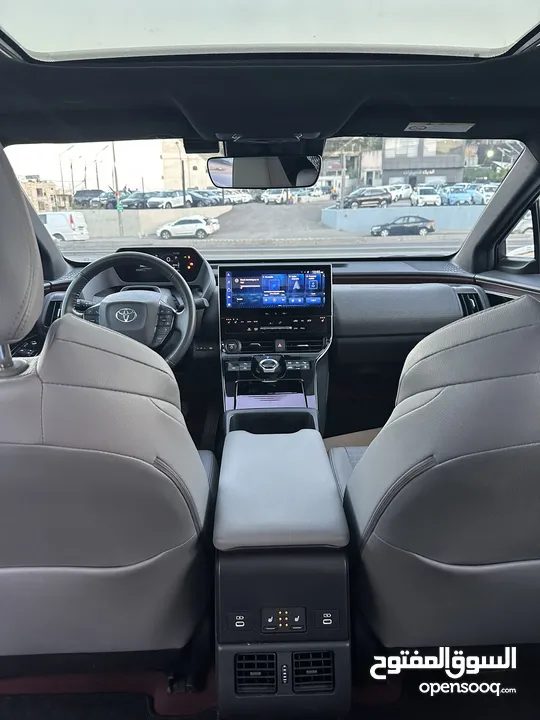 Toyota Bz4x Long Range Ultra // 2022 سبع كاميرات