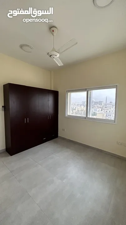 1 BHK Flat for Rent in Gubra North - شقة للايجار في الغبرة الشمالية
