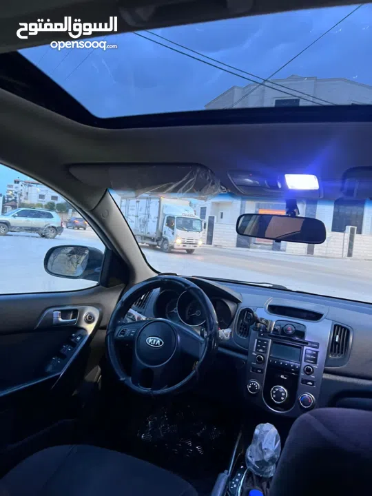 كيا فورتي 2012 فتحة سقف ماطور 1600 اوتوماتيك نخب
