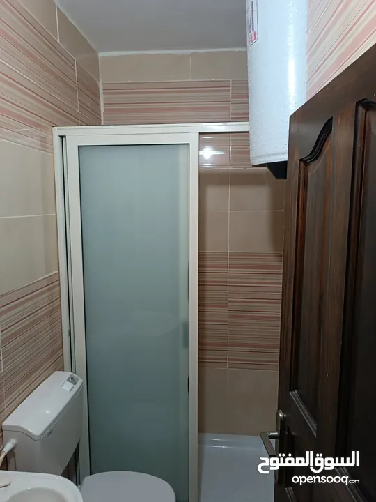 استديو مفروش للايجار في البيرة البالوع خلف سوبر ماركت المحسيري بشارعين