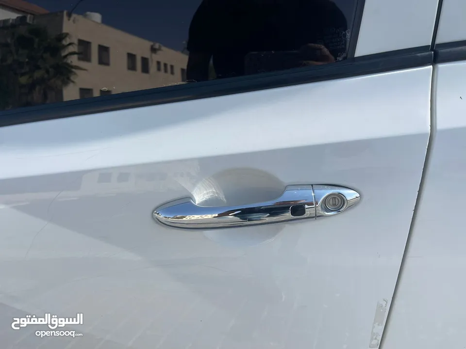 متوفر للبيع هونداي اكسنت 2017 . هوندا سيفيك 2009. كيا بيكانتو 2021