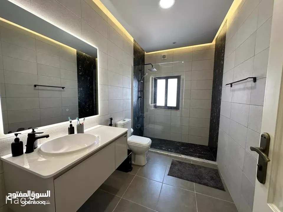 4 غرف نوم للإيجار في الدوار الرابع بإطلالة مذهلة ( Property 33956 ) سنوي فقط