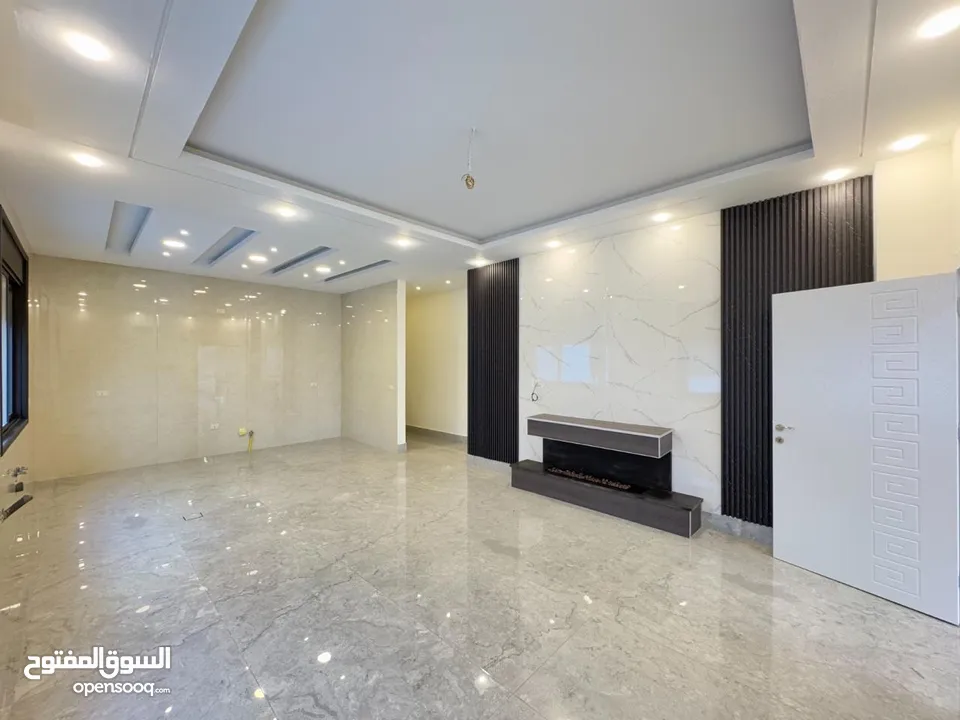 شقق للبيع في عبدون و دير غبار مساحات عديده وإمكانيه التقسيط على 3 سنوات مع دفع النص بدون ارباح