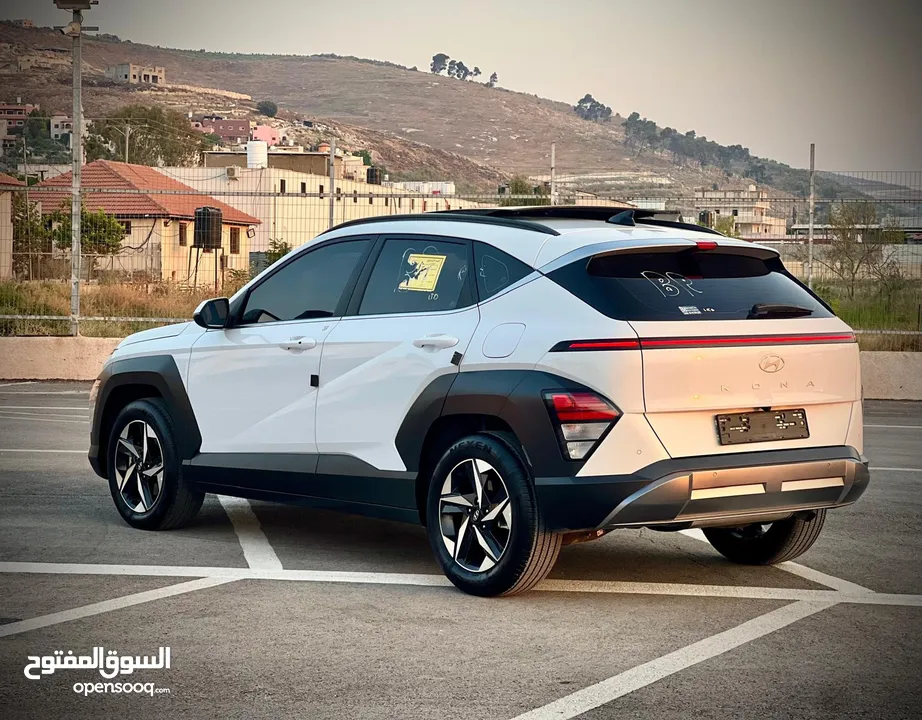 هونداي كونا  هايبرد (بنزين+كهرباء )  الشكل الجديد  فل الفل مميز بدون فتحة 2023