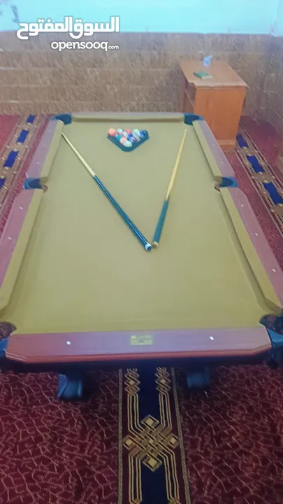 طاولة بلياردوا استعمال بسيط في حالة الوكالة..7.5 قدم....
