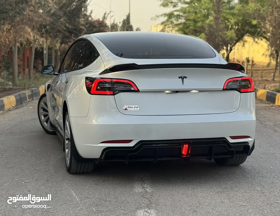 TESLA MODEL 3 2023 STANDARD PLUS