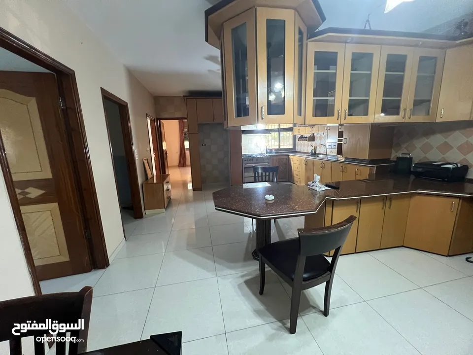 شقة فاخرة مفروشة للايجار