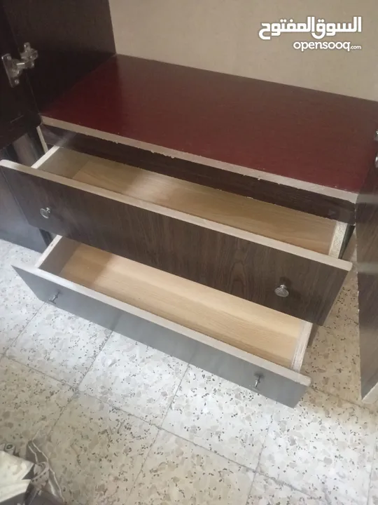 خزانه وسرير اطفال بحال الوكاله