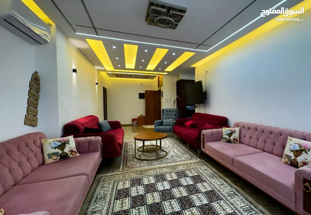 روف للايجار مفروش بالكامل في اجمل مناطق البيرة التواصل مع المالك مباشرة دون عمولة (1250) دولار