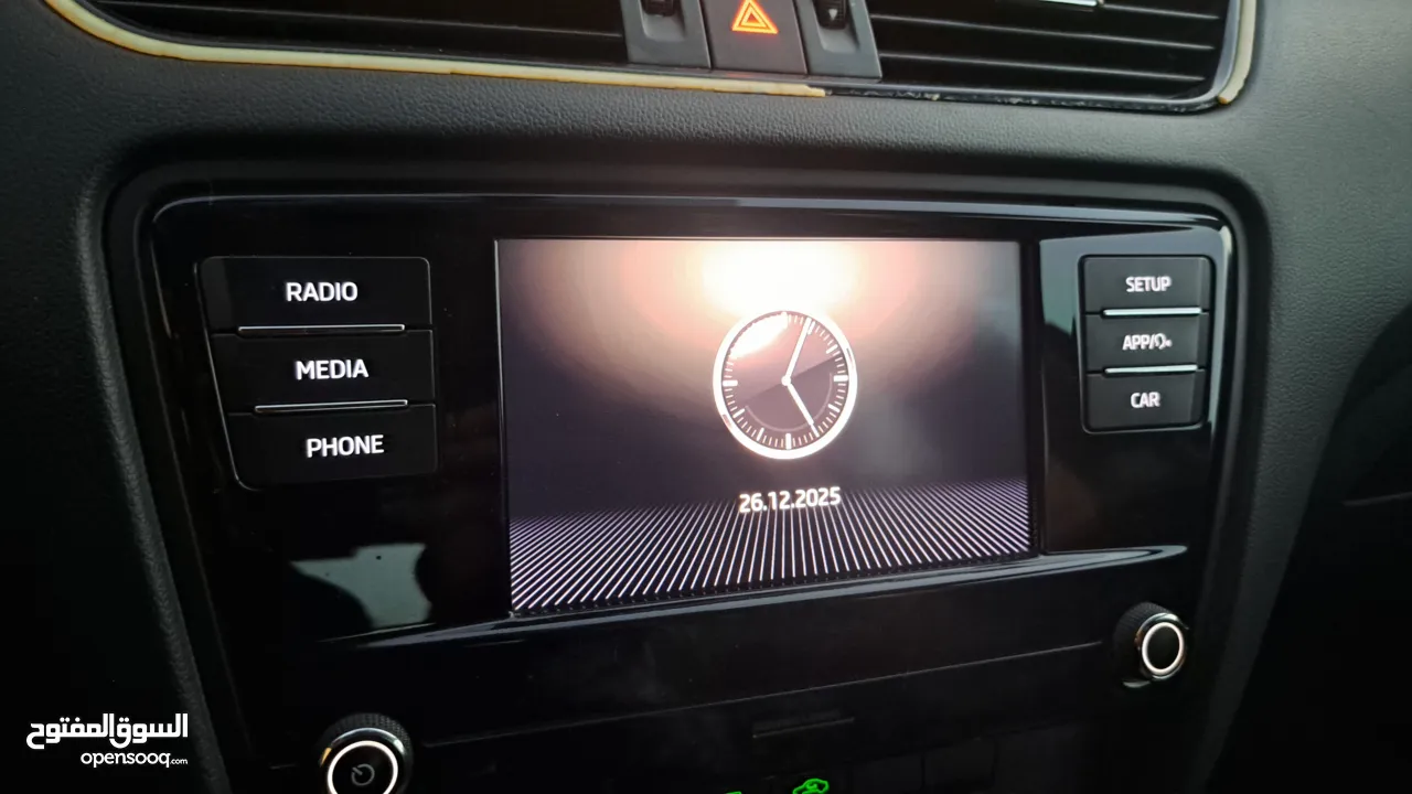 سكودا اوكتافيا 2020 بنزين اتومات يد صفر البيع بسبب التجديد سياره جديده وشركه من جميعه بسعر مغري كاش