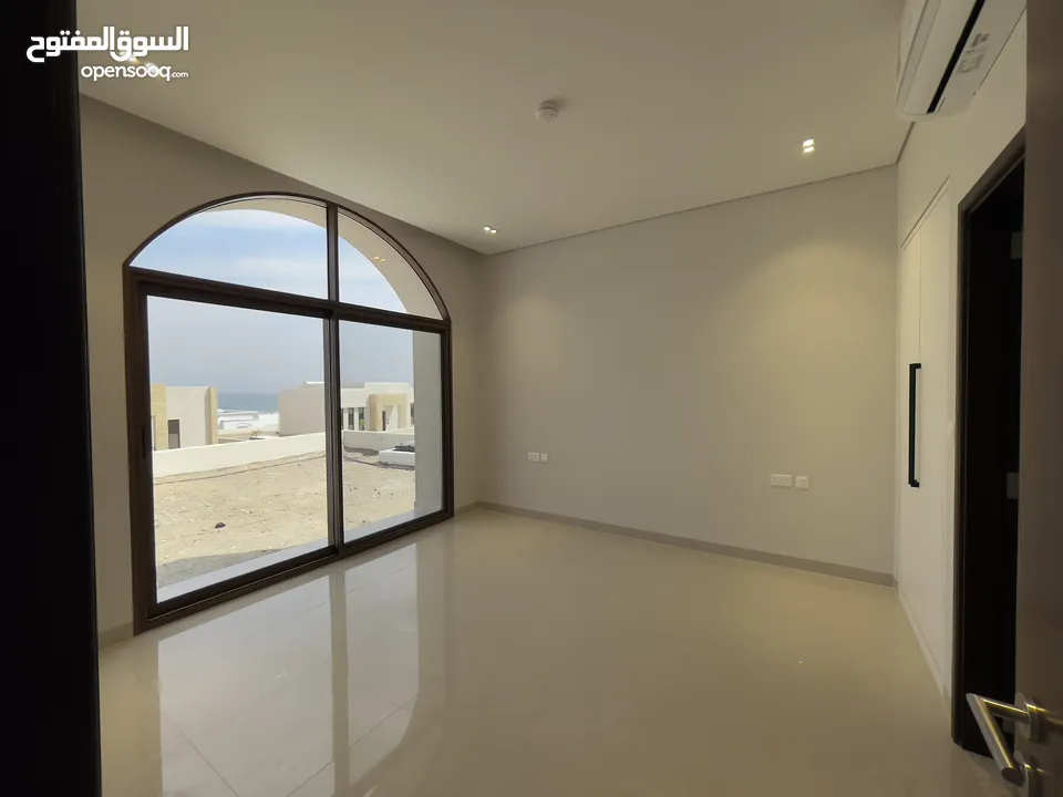 Exclusive Beachfront Villa in Jebel Sifah فيلا فاخرة على البحر في جبل سيفة