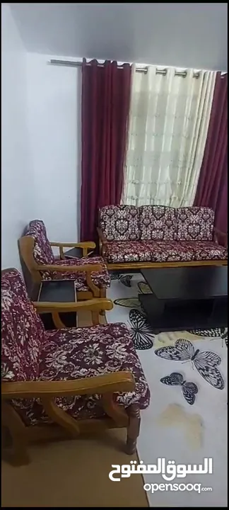 طقم موريس 7 مقاعد ب حالة ممتازة جدا طقم موريس 7 مقاعد ب حالة ممتازة جدا طقم موريس 7 مقاعد ب حالة