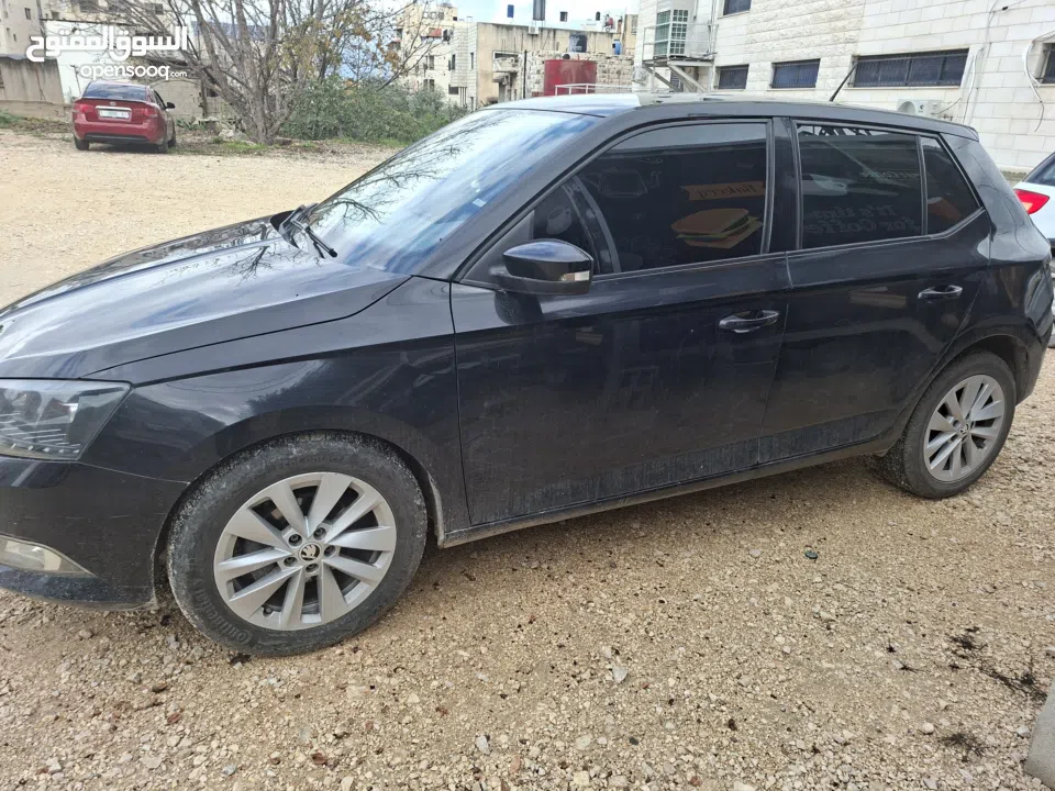 سكودا فابيا 2015 للبيع او للبدل