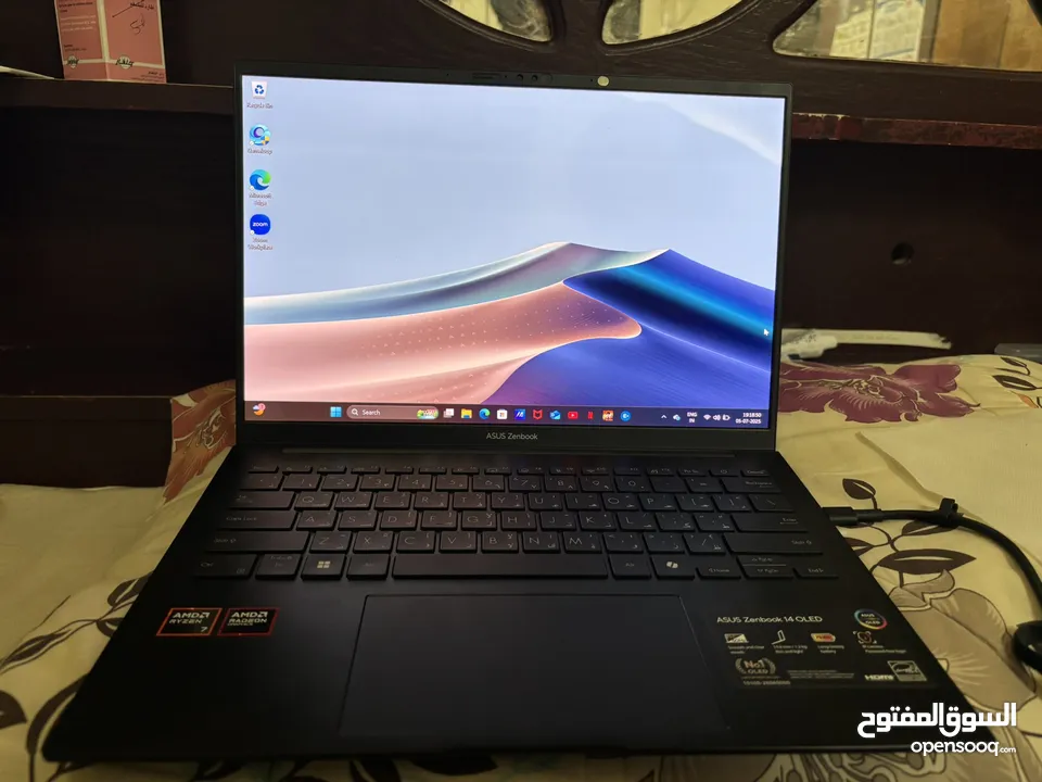 ASUS Zen-book 14 Lumina OLED