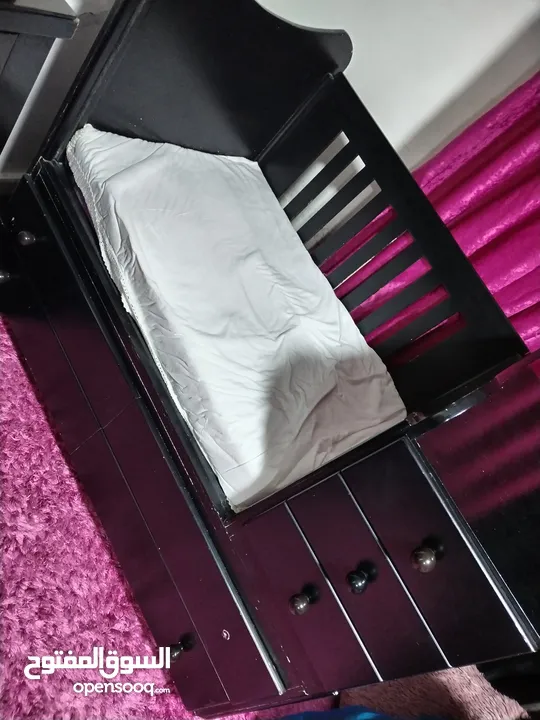 تخت اطفال بنيم ل عمر ال 4 سنوات  كوت بيبي