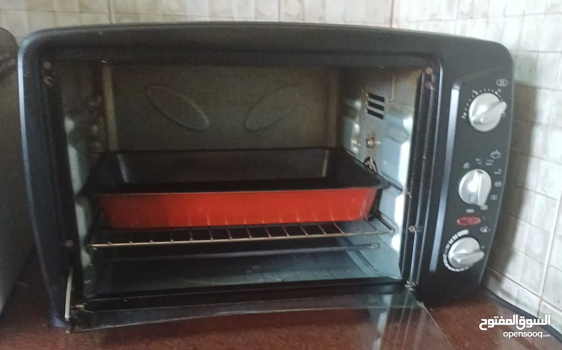 sandwich maker (Black and decket)    nevika oven