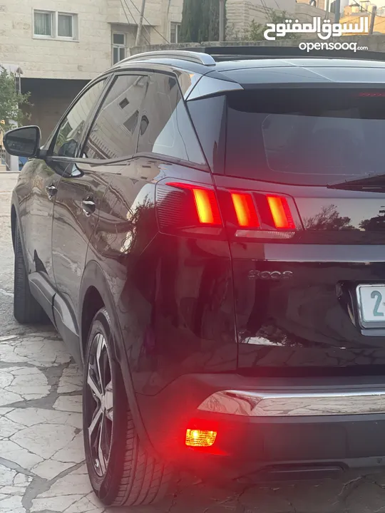 جيب بيجو 3008موديل 2019بحاله ممتازه جدا ماشي 69000ك فل الاضافات بانوراما هوك انظمه متعدده للسياقه