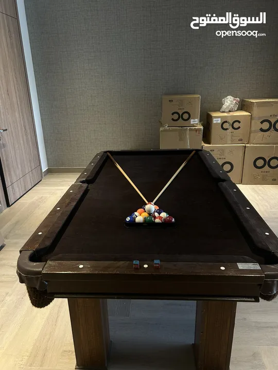 طاولة بلياردوا Billiard Table