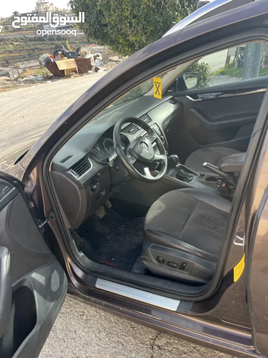 سكودا اوكتافيا لورينت كلمنت 2016