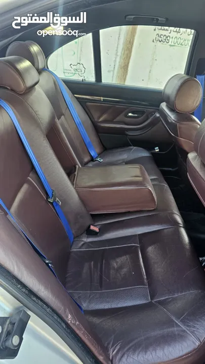 للبيع 525i e39