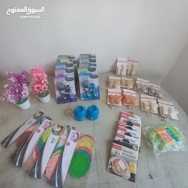 لقطة لقطه لقطه  بضاعه محل نثريات واكسسوارت وادوات منزليه والعاب للبيع المستعجل