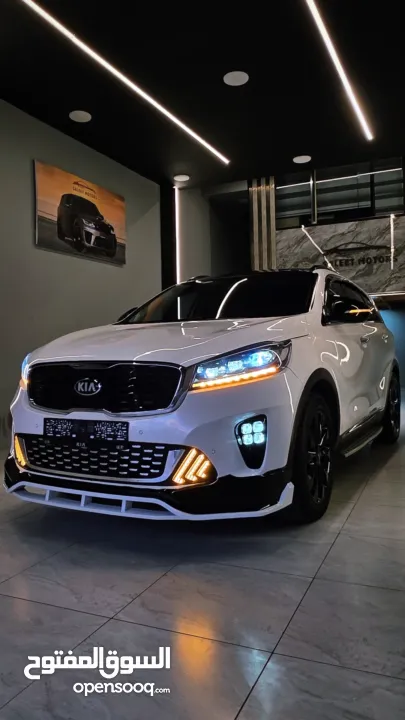 من اجمل كيا سورينتو فل ملغم دفع رباعي بحاله الشركه