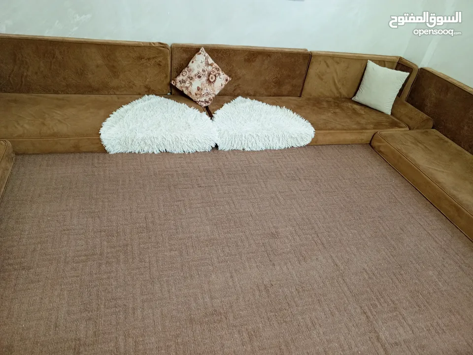طقم مستعمل للبيع