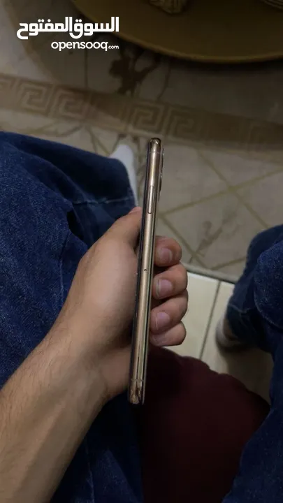 ايفون 11 pro mix للبيع بسعر ممتاز