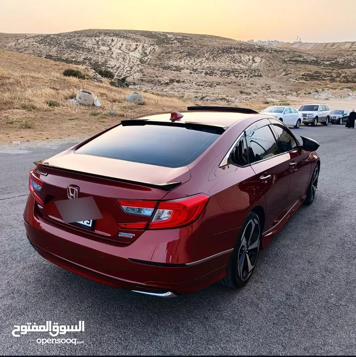 هوندا اكورد 2019 تورنج مميزة بحاله ممتازه