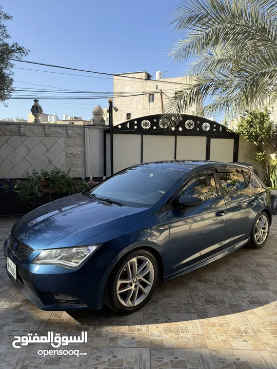 فقط 62 الف سيات ليون اتوماتيك 2015 فل اضافات مميزة جداً ترخيص تامين سنة اغلبها دهان شركة