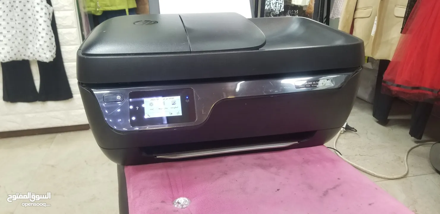 طابعة hp ملونة مع سكانر وحبر فل ويرلس فخمة