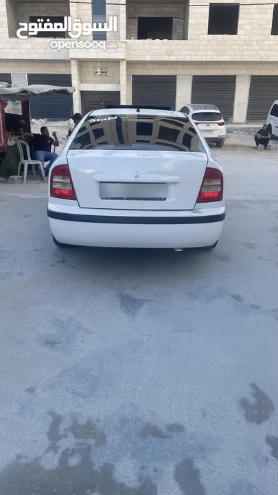 سكودا اوكتافيا 2000