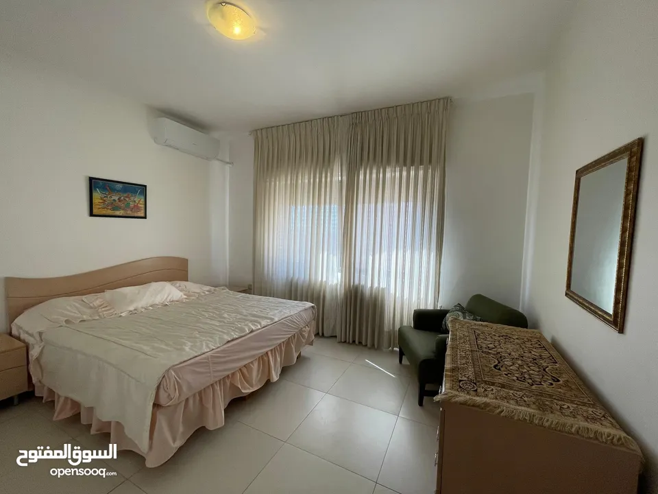 شقة مفروشة للإيجار في دير غبار  ( Property 39422 )