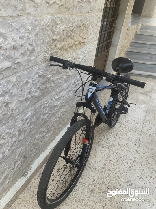‏بسكليت أمريكي تجميع صيني