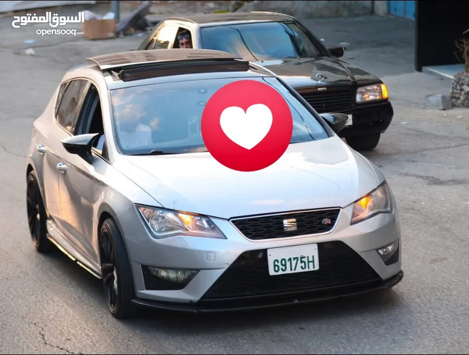 سيات ليون للبيع