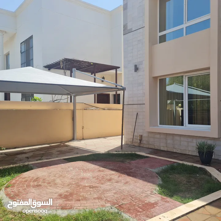 For Rent 4 Bhk Villa In Al Hail North   للإيجار فيلا 4 غرف نوم في الحيل الشمالية
